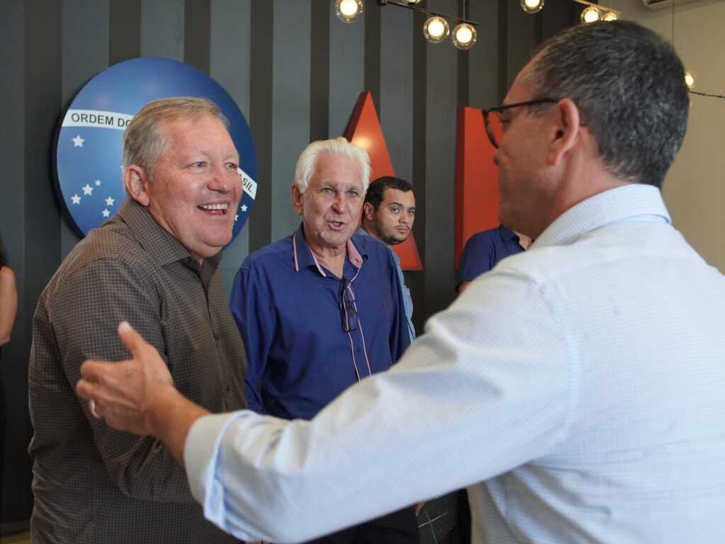 Crise no setor de base florestal: FIERO reúne lideranças empresariais e políticas para diálogo - Gente de Opinião