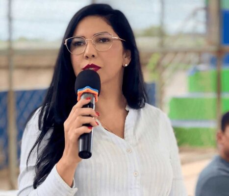 Inédito: Cristiane Lopes leva internet gratuita para moradores de Extrema, em Porto Velho
