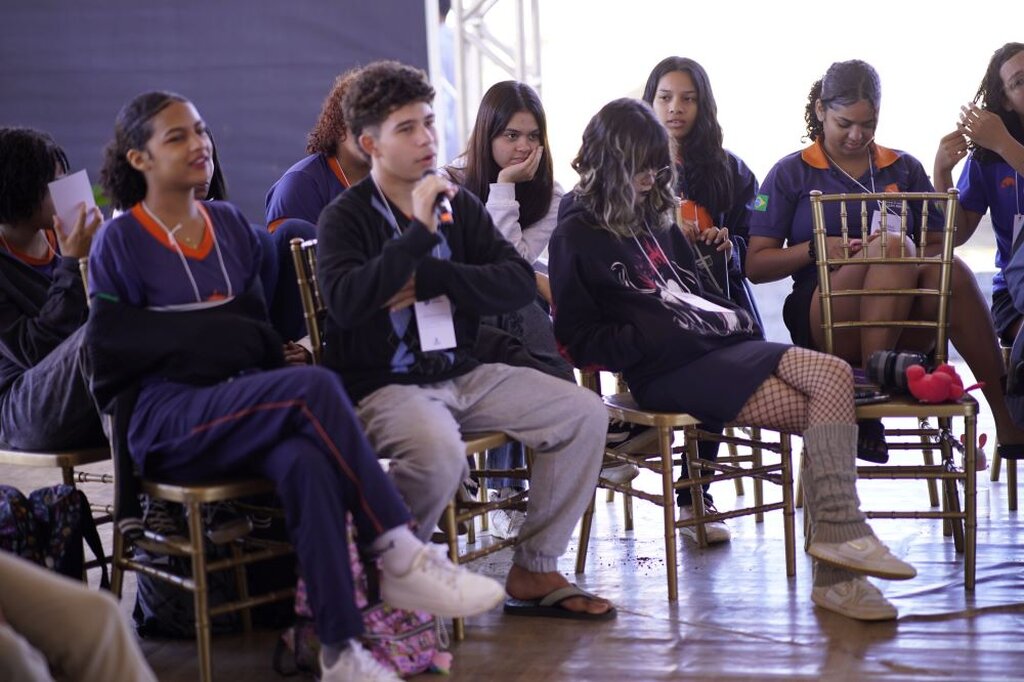 Alunos assistem palestra sobre a Lei Lucas durante a Expobur (Foto:  Rafael Oliveira I Jornalista Secom ALE/RO) - Gente de Opinião