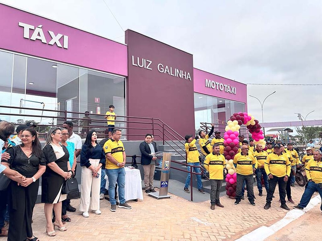 Deputada Cristiane Lopes entrega ponto de táxi e mototáxi em Nova Mamoré - Gente de Opinião