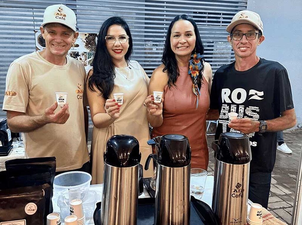 Deputada federal Cristiane Lopes participa da 4ª Cafecau e anuncia implantação do Centro de Excelência do Café em Cacoal - Gente de Opinião