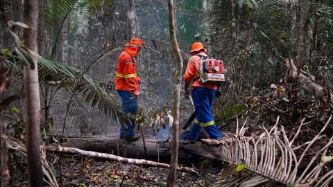 Governador Marcos Rocha firma parceria com a Prefeitura de Porto Velho para reforçar o combate às queimadas