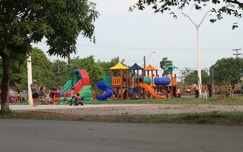 Prefeitura instala dispositivo que elimina risco de choque em praças de Porto Velho