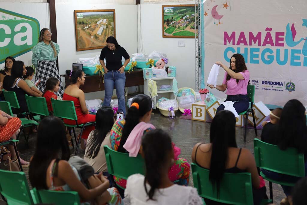 Secretária Luana Rocha destaca compromisso com a primeira infância durante entrega de enxovais a gestantes em Nova Califórnia, na Ponta do Abunã - Gente de Opinião
