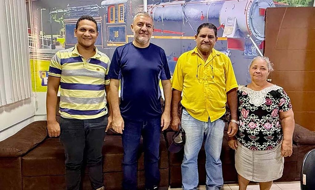 Vereador Everaldo Fogaça recebe demandas da linha 27 para reabertura, recuperação e encascalhamento - Gente de Opinião