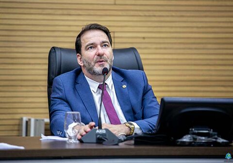 Deputado A rua é uma importante rota de acesso para diversos moradores e profissionais da região.