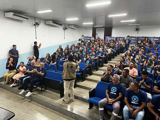 Nesta remessa foram entregues kits a 117 concluintes de 7 cursos do Vencer - Gente de Opinião