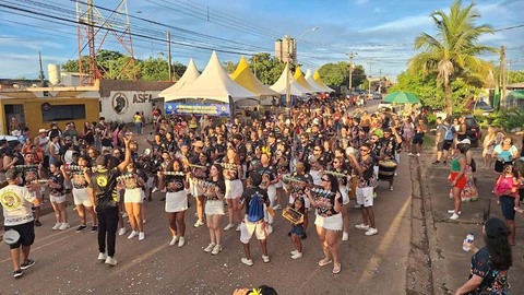 Família Asfaltão entrega sinopse aos compositores e compositoras