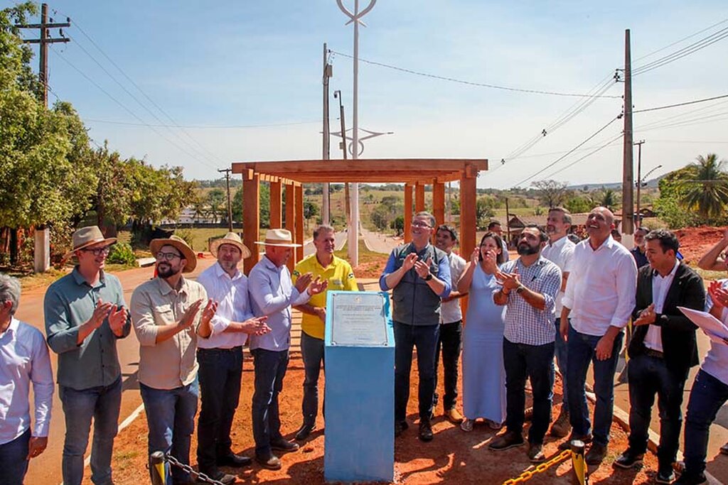 Governador Marcos Rocha entrega 84 km de asfalto na RO 370 que reflete no desenvolvimento do estado - Gente de Opinião