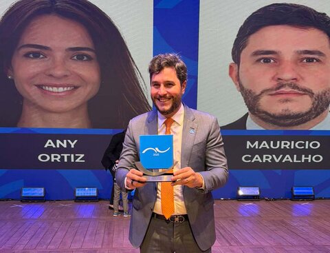 Deputado Maurício Carvalho recebe prêmio Congresso em Foco como Parlamentar Revelação