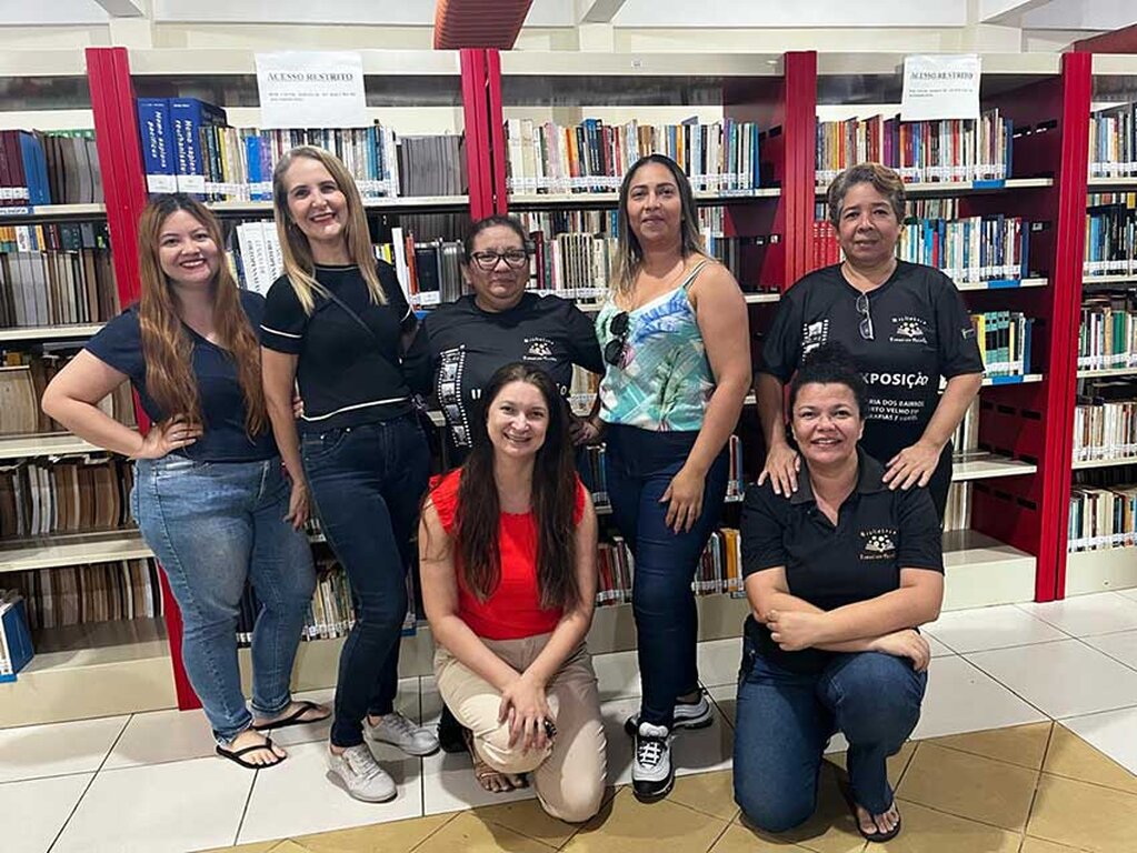 Karen Rak, Sorhaya Chediak, Elderlândia Batista Prado,Taiane Cortez de Souza Chediak, Nadir Gomes Costa, Elane Rodrigues Lacerda e Rojeane de Araújo Lima Coordenadoras do Projeto - Gente de Opinião
