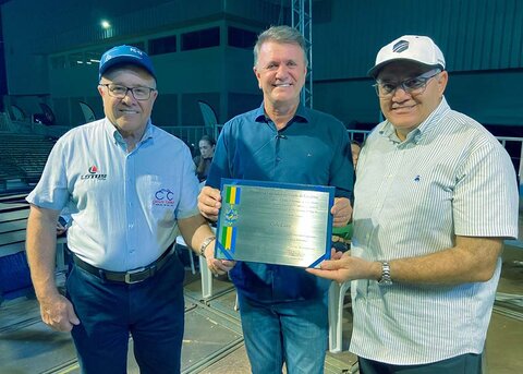 Luizinho Goebel homenageia Ciclo Cairu pelos 40 anos de contribuição ao desenvolvimento de Rondônia 
