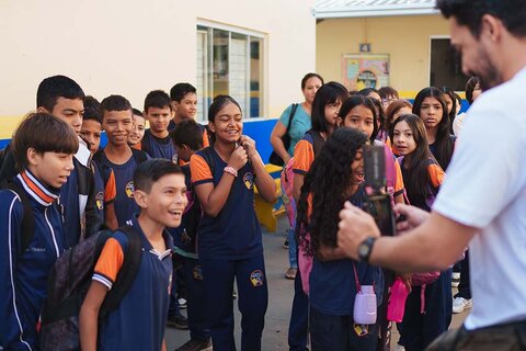 Escola da rede pública vira sala de cinema em ação do Festival Infantil de Animação, em Porto Velho