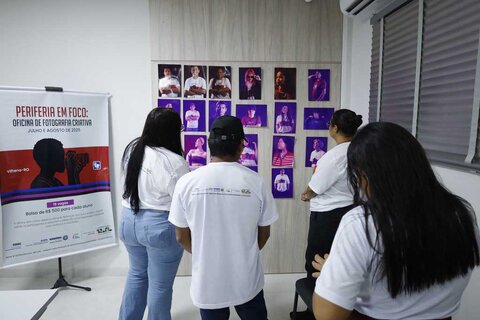 Alunos são capacitados em oficina gratuita de fotografia criativa em Vilhena