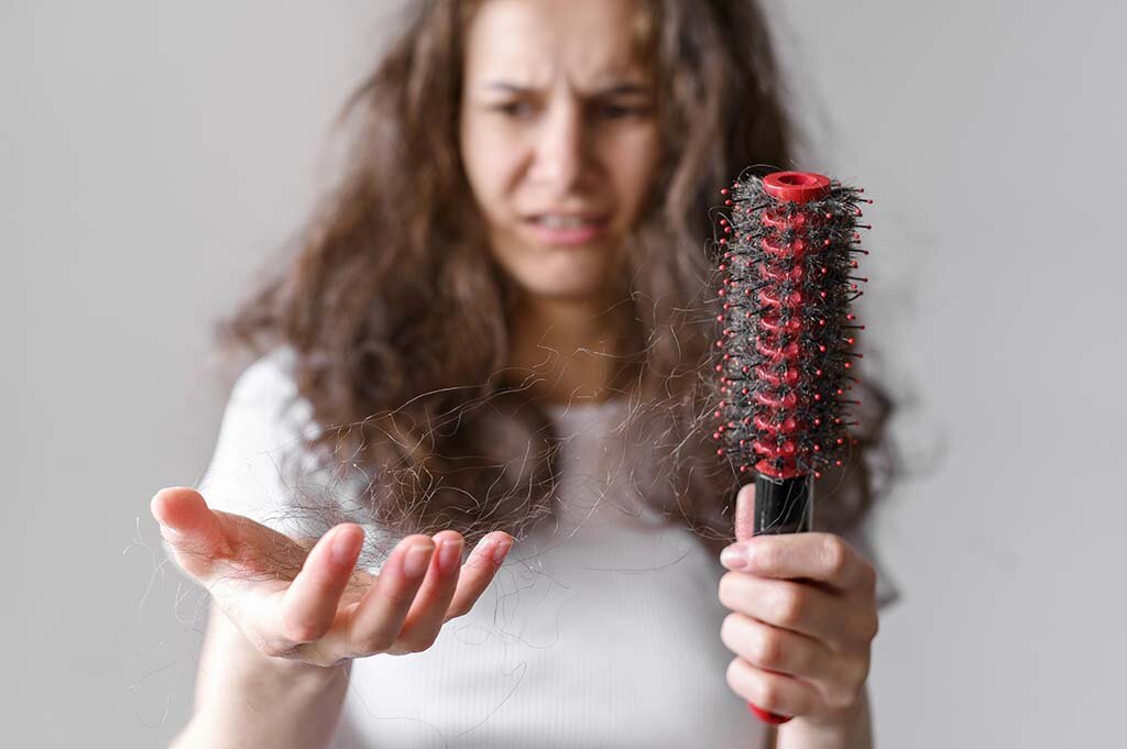 Cabelo fragilizado pode precisar de acidificante; veja como identificar os sinais - Gente de Opinião