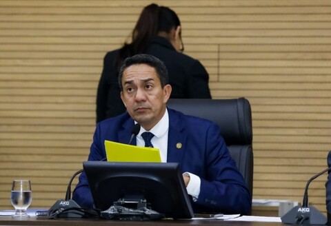 Eyder Brasil apresenta projeto para criar Delegacia Especializada em Crimes Digitais contra Crianças e Adolescentes em RO 