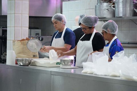 Maior bolo da região Norte está sendo preparado por mais de 60 voluntários e vai servir até 30 mil