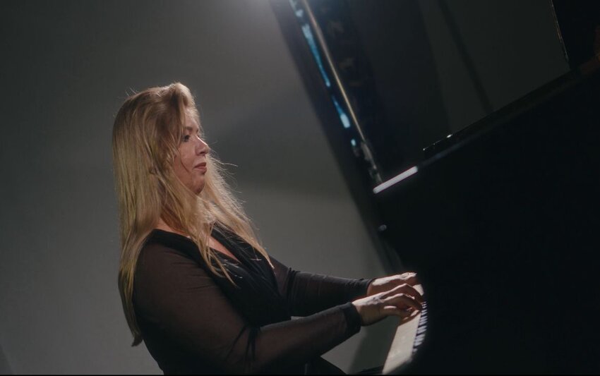 Performance de Desirée Duwe para “Crepúsculo Amazônico” já disponível na internet