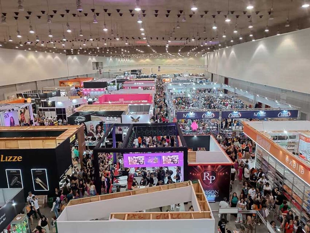 Feira Regional da Beleza e 50 anos da Associação dos Cabeleireiros do Ceará movimentam o mês de outubro - Gente de Opinião