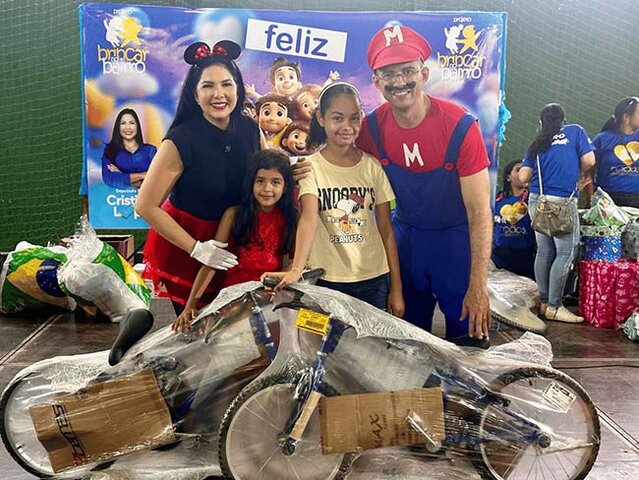 Deputada federal Cristiane Lopes e vereador Pedro Geovar promovem grande evento do Dia das Crianças no bairro Conceição - Gente de Opinião