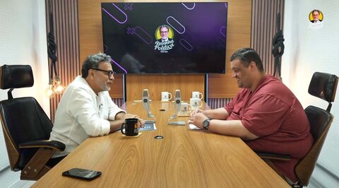 O vereador Thiago Tezzari, afastado do cargo por suposta rachadinha, é o entrevistado de Robson Oliveira