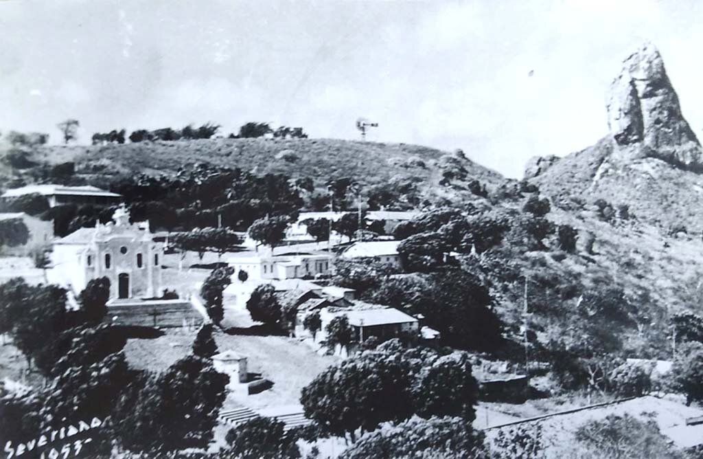Vila dos Remédios, Fernando de Noronha, década de 1950: palco da primeira experiência exitosa do tenente-coronel que veio governar o Guaporé - Gente de Opinião