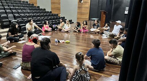 Curta “Kika Não Foi Convidada” destaca processo de formação de elenco mirim com oficinas, escuta sensível e código de conduta no set 