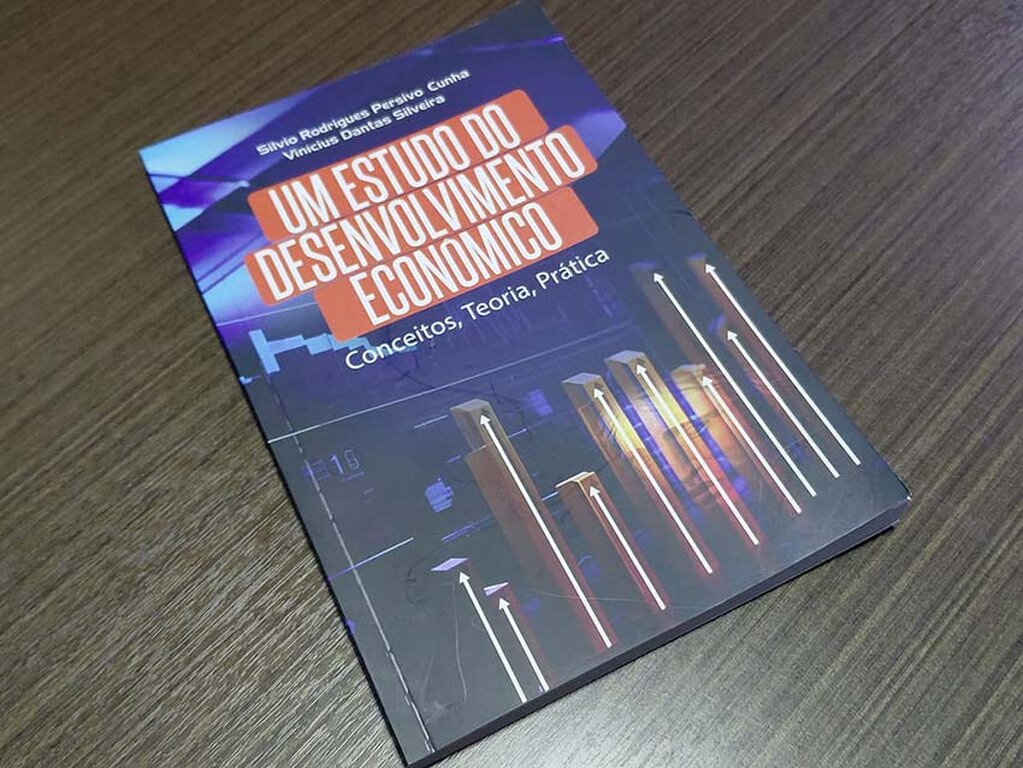 Lançamento literário em Porto Velho: "Um Estudo de Desenvolvimento Econômico" - Gente de Opinião