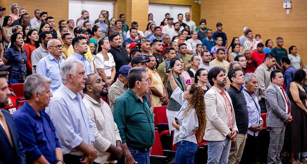 Dezenas de pessoas participaram da audiência realizada na sede da Alero, em Porto Velho (Foto: Thyago Lorentz I Secom ALE/RO) - Gente de Opinião
