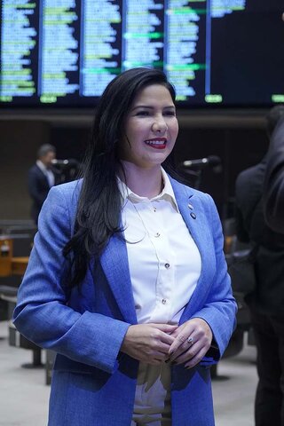 Deputada Cristiane Lopes destaca aprovação de projeto que protege crianças e adolescentes com deficiência - Gente de Opinião