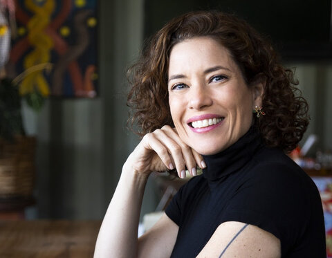 Conectados, mas sós: o novo colapso silencioso do trabalho moderno