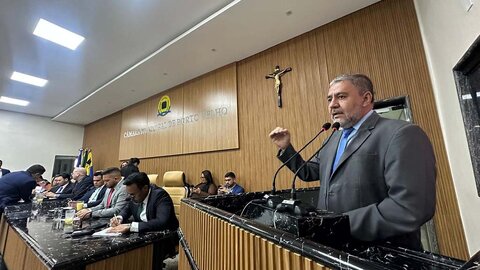 Vereador Everaldo Fogaça exige voz dos parlamentares na definição das praças que receberão reformas  