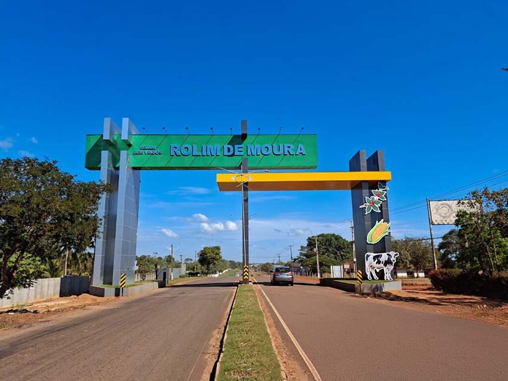 Rolim de Moura lidera a semana com 54 vagas para Auxiliar de Produção - Gente de Opinião