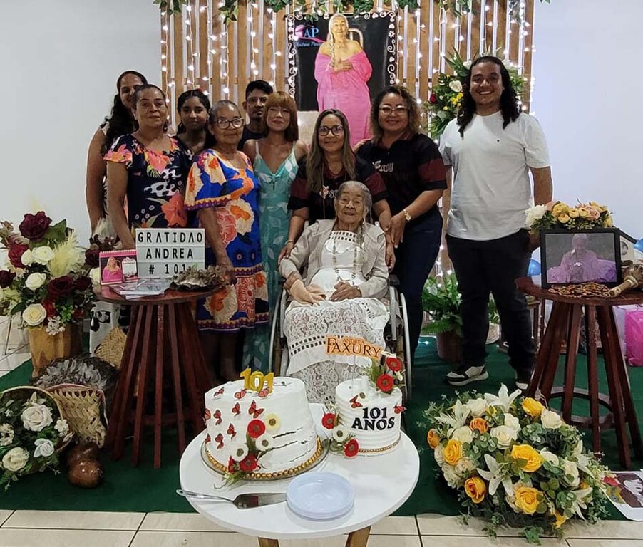 Homenagem marca os 101 anos de Andrea Paxury em Costa Marques - Gente de Opinião