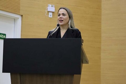 Deputa Cláudia de Jesus solicita implementação da lei que divulga condenados por violência contra a mulher