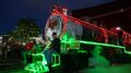 Locomotiva 18 ganha adorno de Natal e emociona população na Madeira-Mamoré