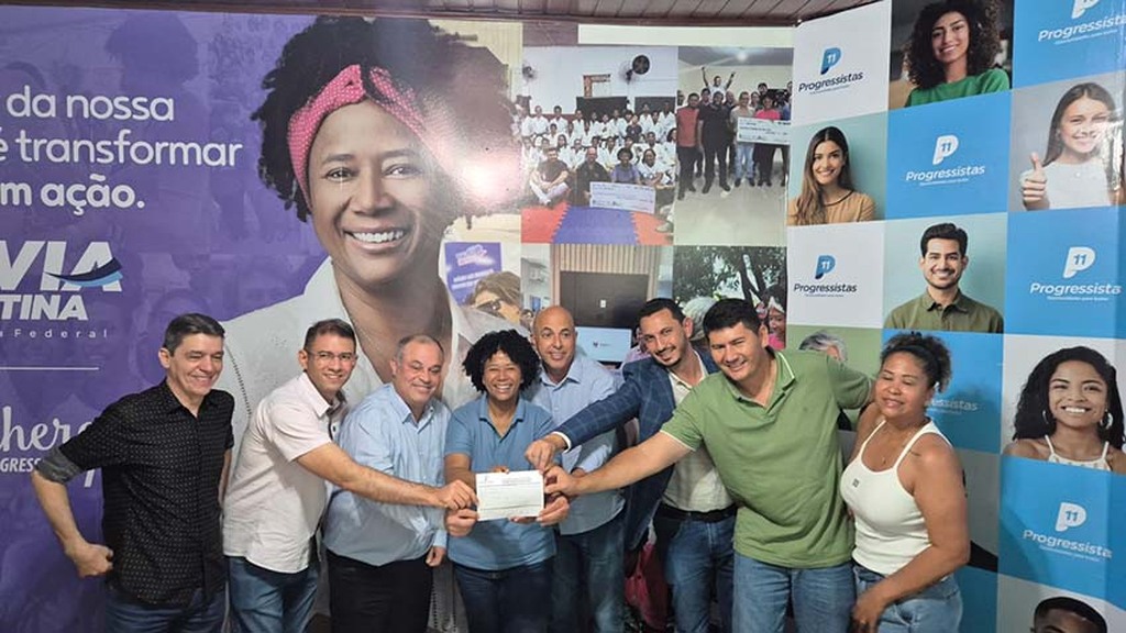 Presidente regional do partido, deputada Sílvia Cristina abonou a filiação e destacou a forma humanizada como ele atua - Gente de Opinião