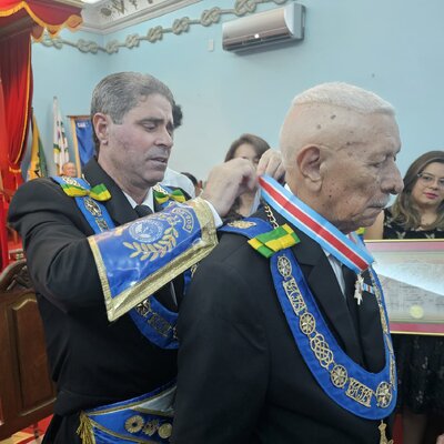 Maçonaria de Rondônia outorga a mais alta comenda da Ordem a Francisco Aleixo em sessão pública histórica