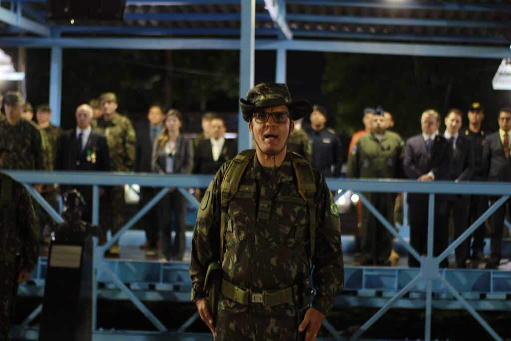 Tenente-coronel Davi Marques recebe o Pioneiro da Amazônia como uma das fortes Unidades da Engenharia de Construção do Exército Brasieiro  - Gente de Opinião