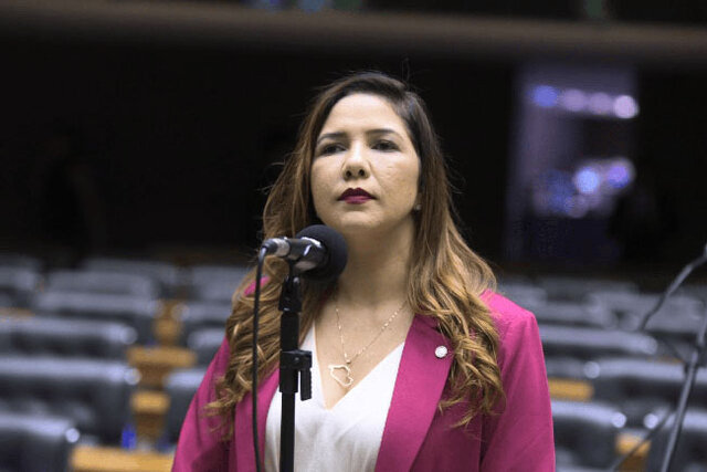 Investimento histórico: deputada federal Cristiane Lopes fortalece cafeicultura de Rondônia - Gente de Opinião