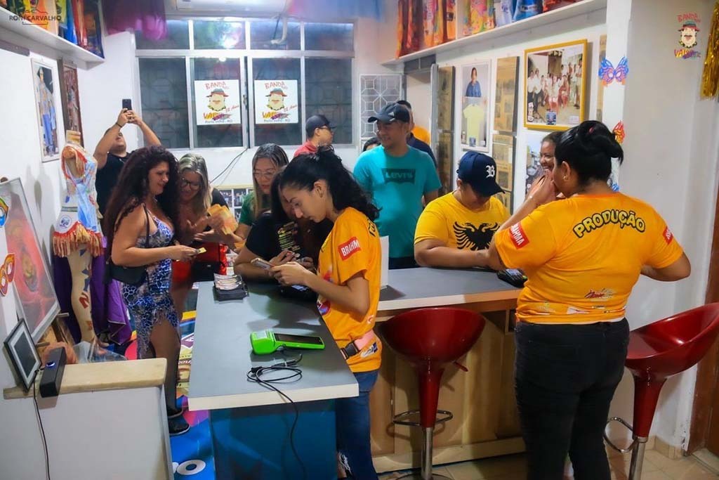 Abadás da Banda do Vai Quem Quer 2026: lote promocional somente na próxima quarta-feira (14/01), data de abertura da sede da Banda - Gente de Opinião