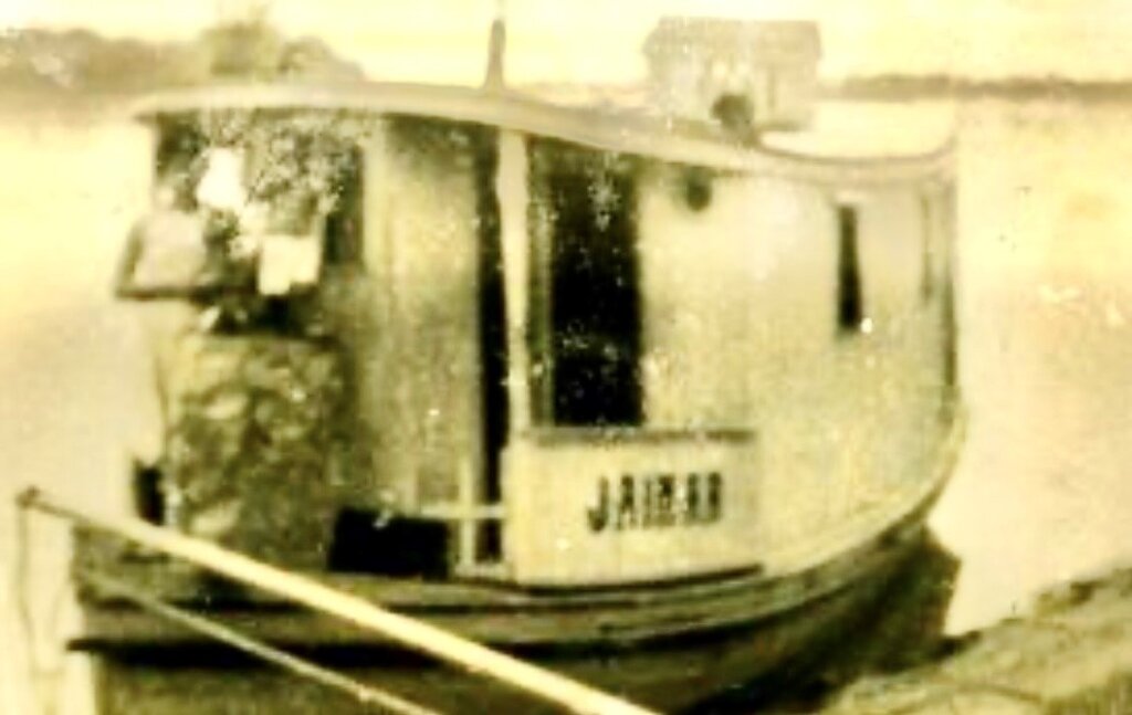 O barco que servia de consultorio odontólogico - 1962 - Gente de Opinião