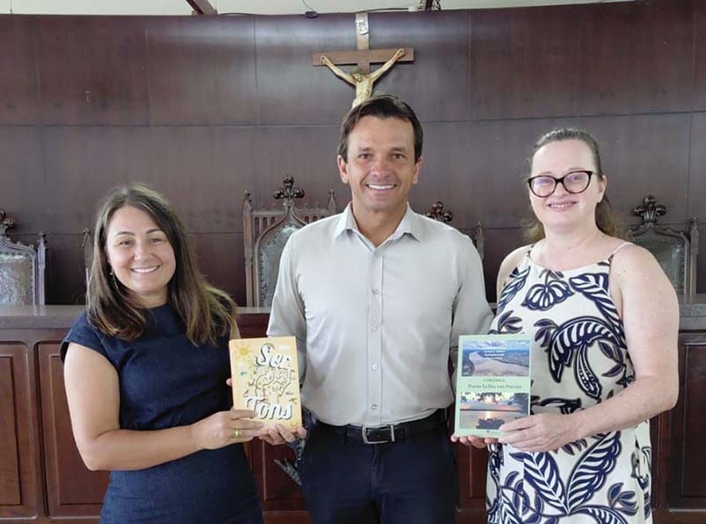 Presidente da Câmara de Jaboticabal SP recebe escritoras da AJEB-RO - Gente de Opinião