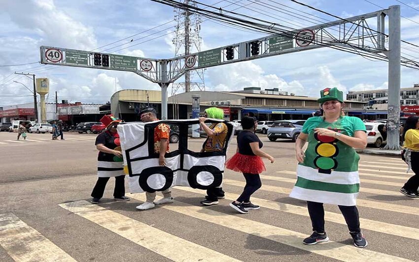 Ações educativas de trânsito reforçam segurança viária nos circuitos de Carnaval em Porto Velho