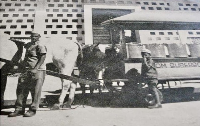 Na década de 1960 a carroça do "Dega", com seus panelões de mingau, vendia bem na porta do Mercado Público - Gente de Opinião