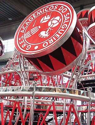 Samba, carnaval e sangue