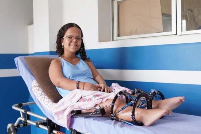 A paciente é a adolescente Emilly Joaquina da Costa, de 17 anos - Gente de Opinião