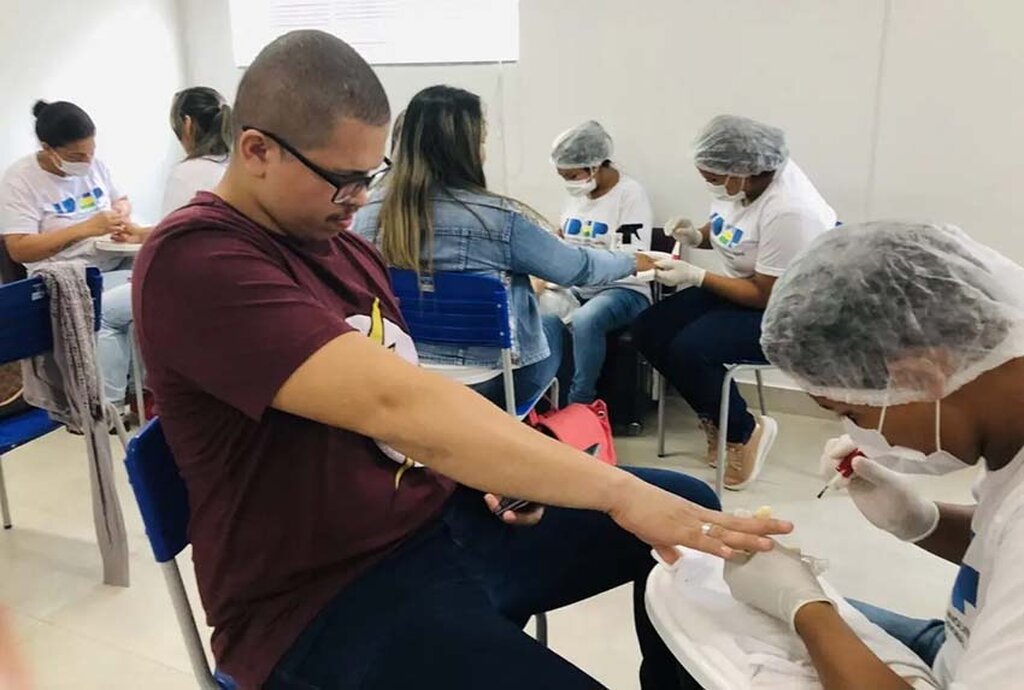 Um dos cursos ofertados é o de manicure e pedicure, que atrai  quem quer empreender no promissor setor da beleza - Gente de Opinião