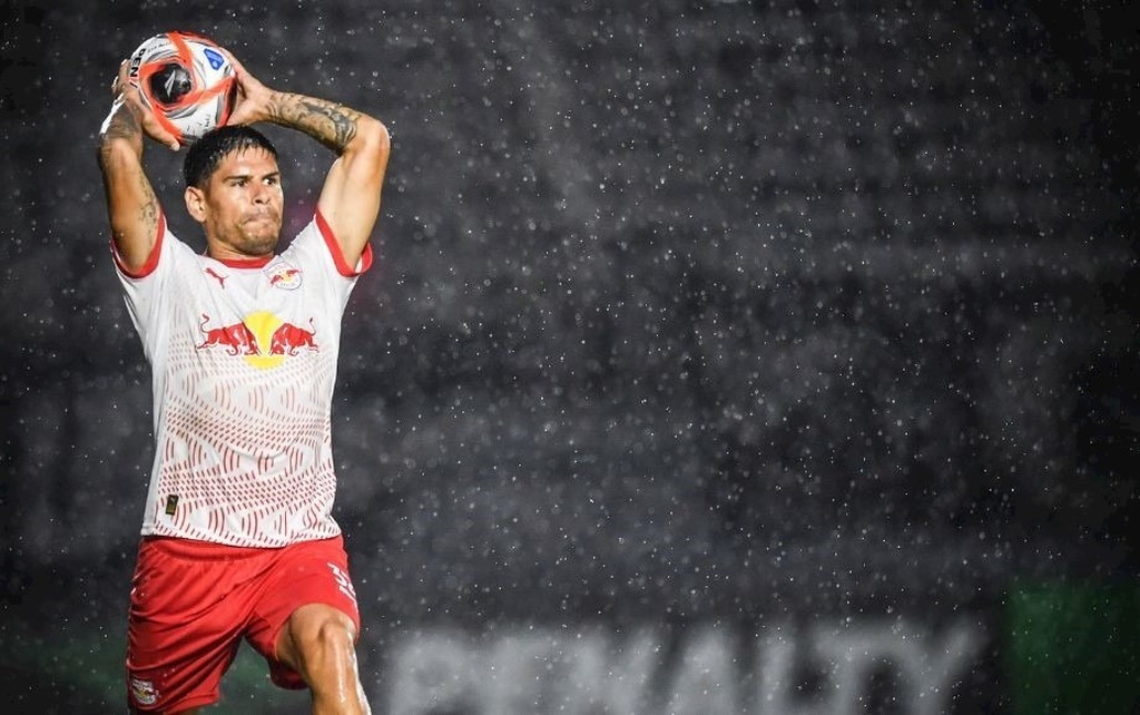 Nova regra vai cobrar tempo de cobrança do lateral - Gente de Opinião