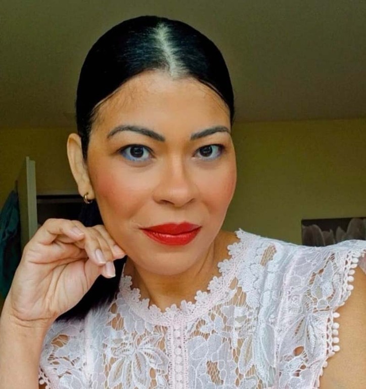 Ângela Brodbéck, natural Recife e radicada em Zurique há 25 anos, é escritora e organizadora da Antologia  Mulheres que Mudaram o Destino . - Gente de Opinião